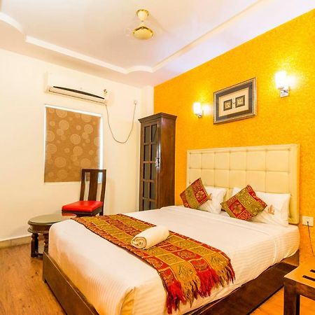Hotel Executive Inn Vijayawāda Esterno foto