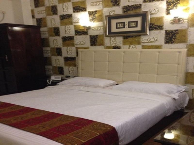 Hotel Executive Inn Vijayawāda Esterno foto