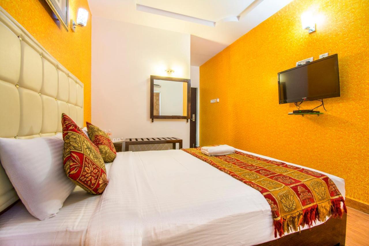 Hotel Executive Inn Vijayawāda Esterno foto