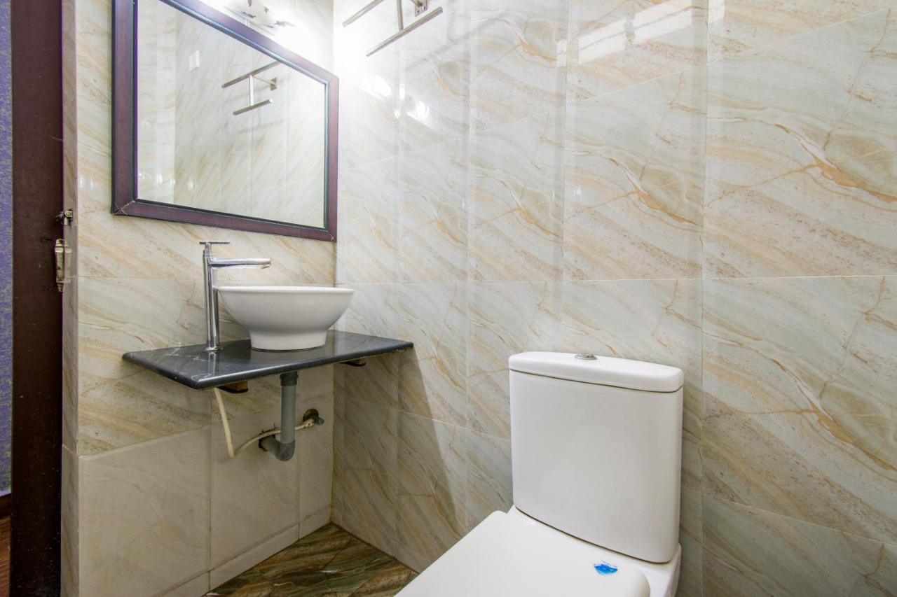 Hotel Executive Inn Vijayawāda Esterno foto